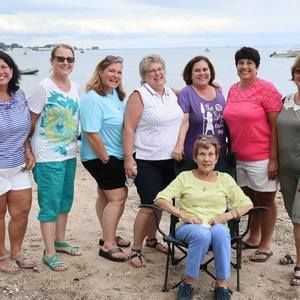 Meet your Posher, Sandra m.